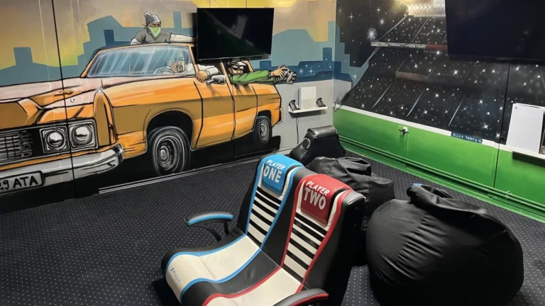 Sală gaming Sector 3 Vila de Vis Azza Land